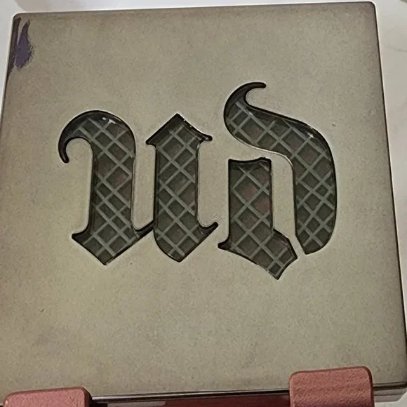 Urban Decay Afterglow Blush - Picture 3 of 3